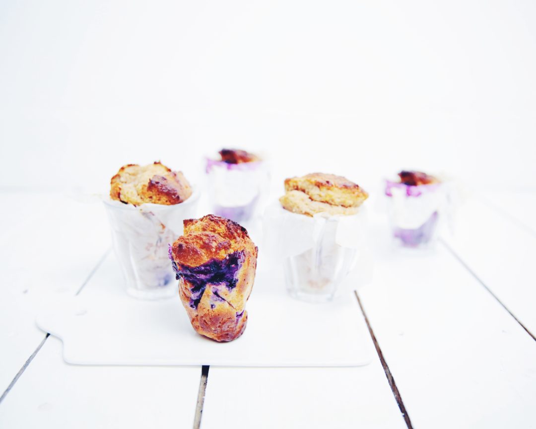 Volkoren muffins met blauwe bessen